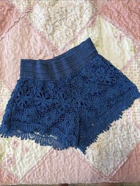 Navy Crochet High-Waist Women’s Skort with Floral Lace